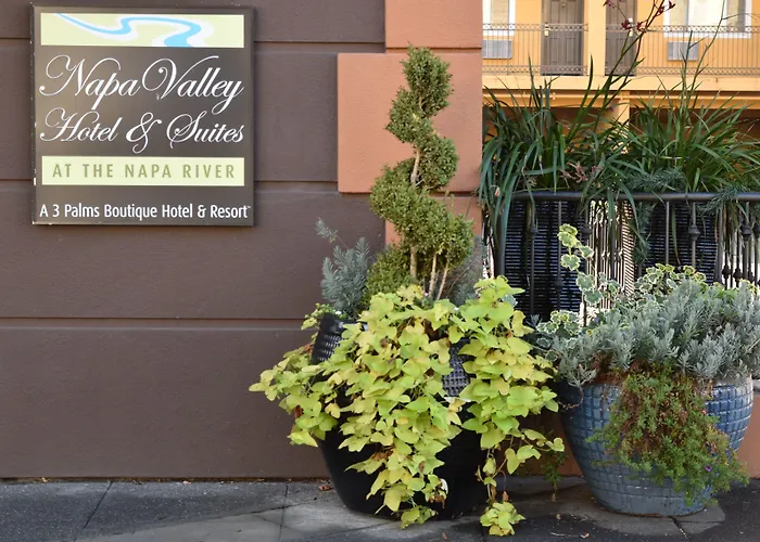 Hotel: Napa Valley Hotel & Suites