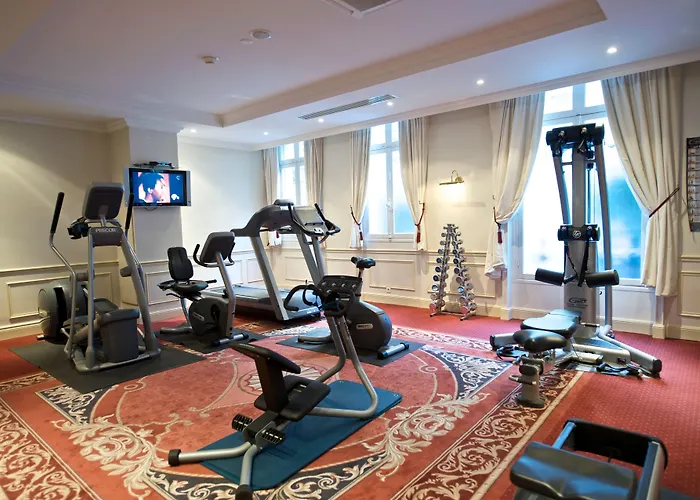 Fraser Suites Le Claridge Champs-Elysees