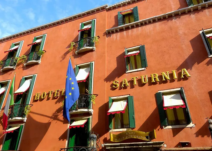 Hôtel avec vue: Hotel Saturnia & International