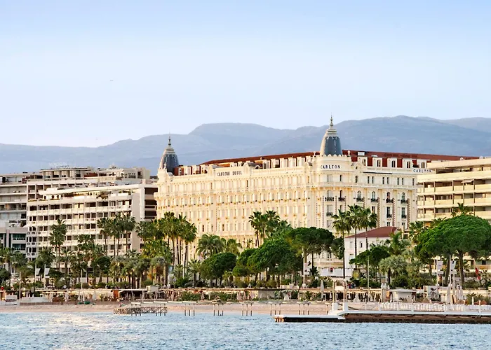 Resort: Carlton Cannes, A Regent Hotel