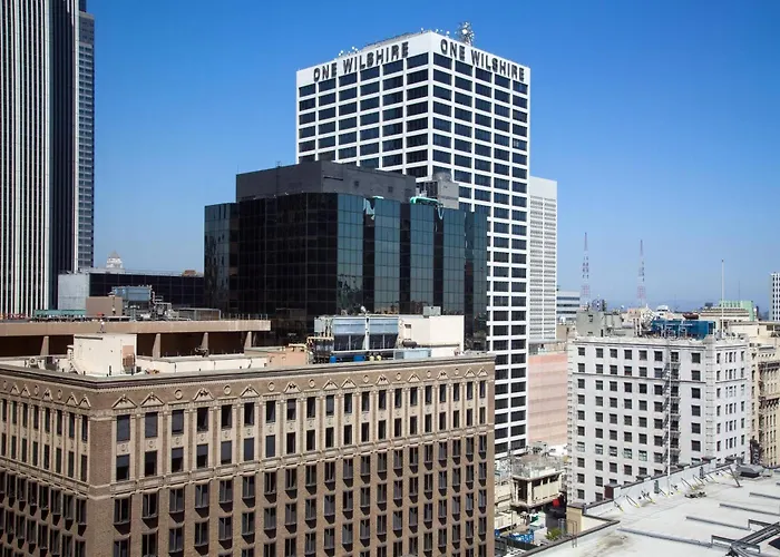 Hotels With Four Stars Sheraton Grand Los Angeles