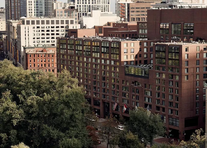 Jacuzzi hotel: Four Seasons Boston