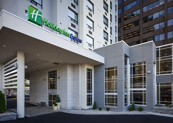 Family Hotel: Holiday Inn Express Windsor Waterfront By Ihg