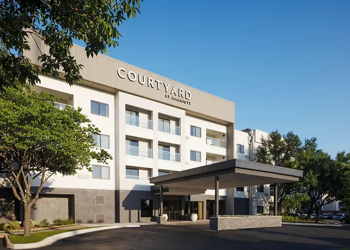 Courtyard Austin South