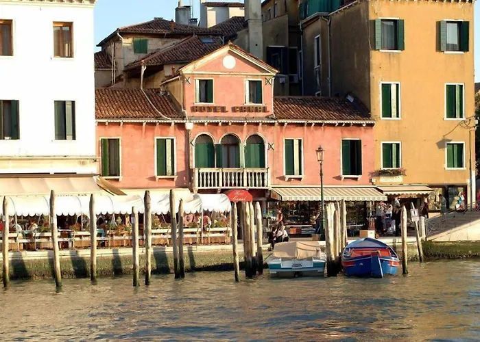 Hotel Canal & Walter