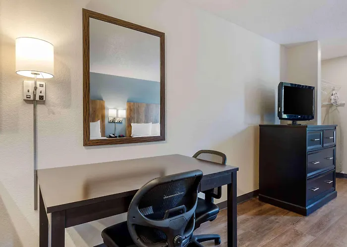 Extended Stay America Suites - Charlotte - University Place