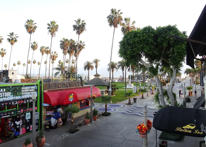 Balboa Inn, On The Beach At Newport