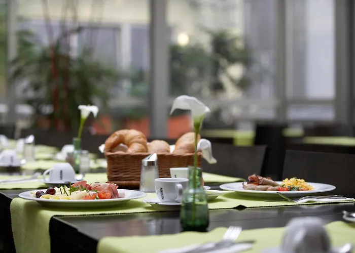 Hotels With Four Stars Intercityhotel Wien