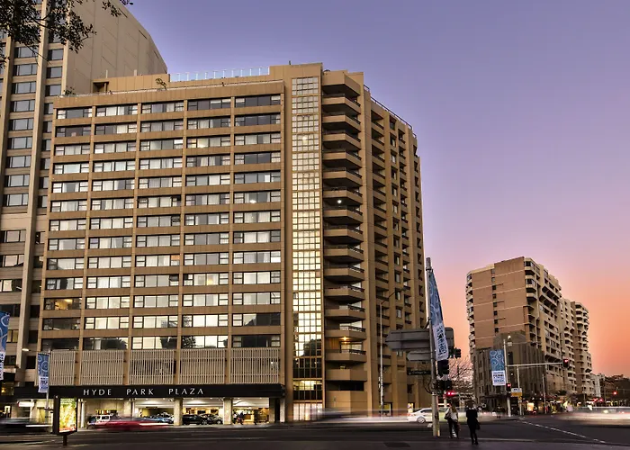 Oaks Hyde Park Suites