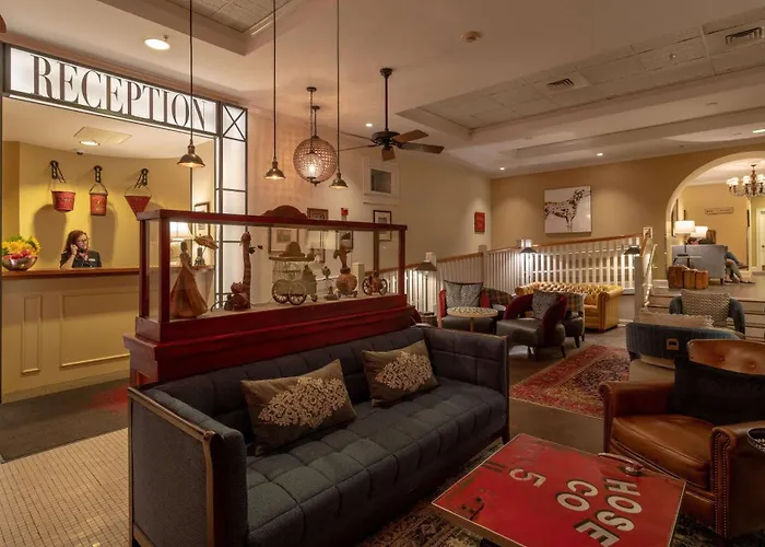 Hotels Close to Airport Kendall At The Engine 7 Firehouse