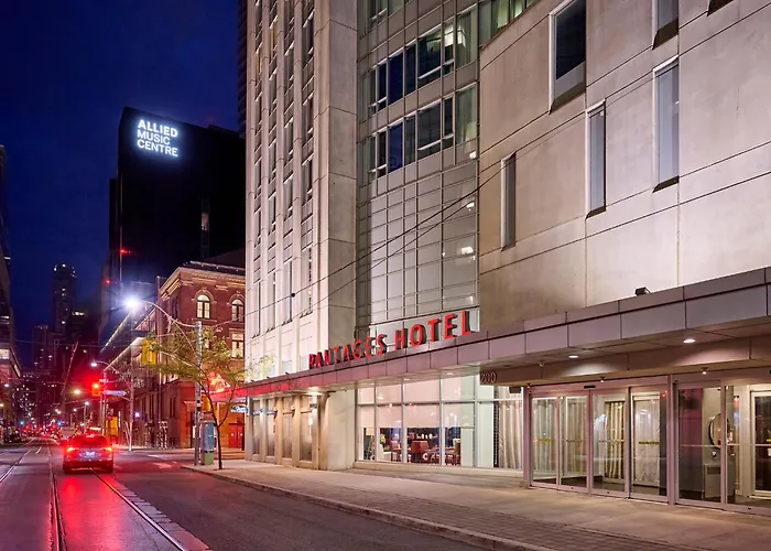 Hotel with view: Pantages Hotel Toronto Centre