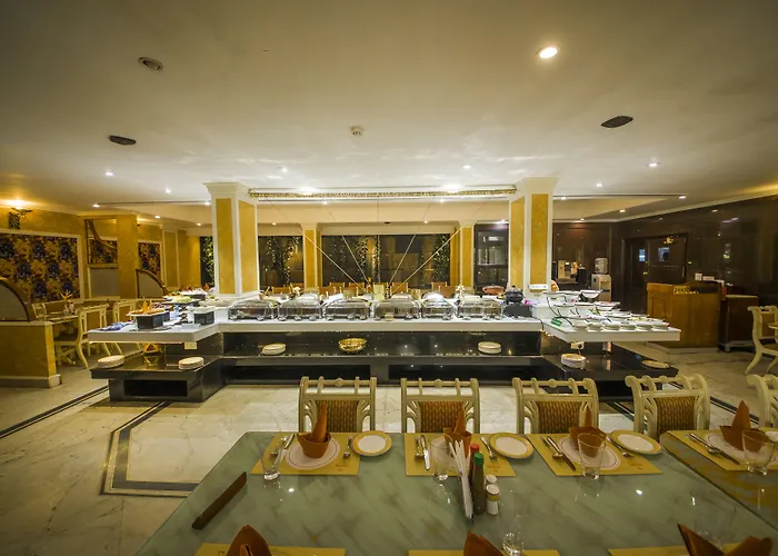 Family Hotel: The Renai Cochin