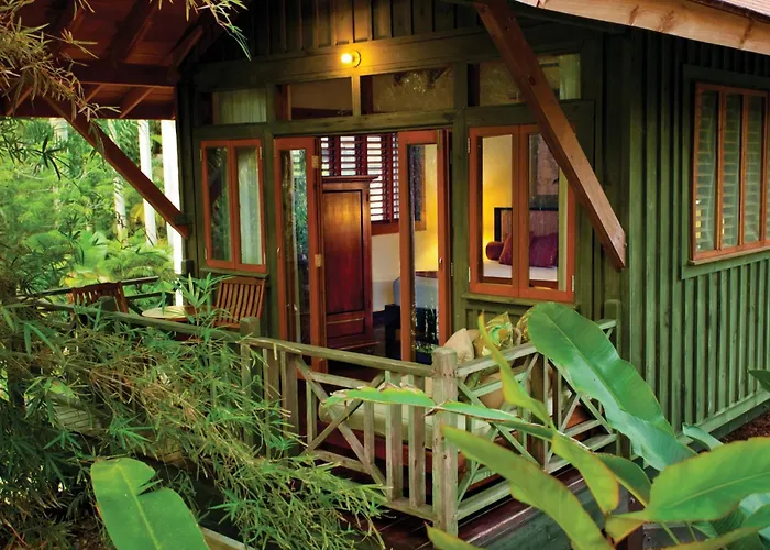 Hotel near College: Sunset At The Palms Resort (Adults Only)