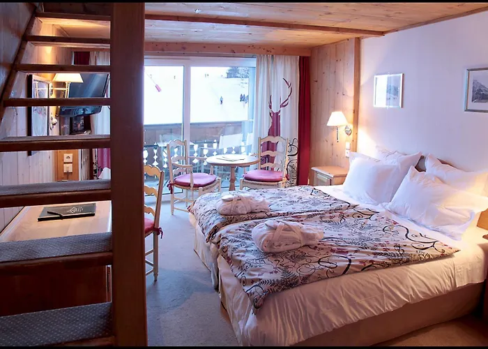 Hôtel de ski: Chalet-Hôtel La Marmotte, La Tapiaz&SPA, The Originals Relais (Hotel-Chalet de Tradition)