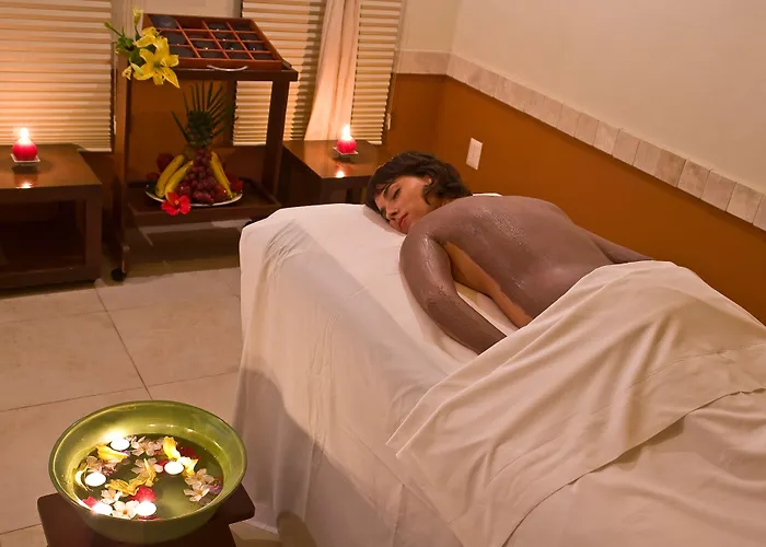 Laguna Suites Golf & Spa