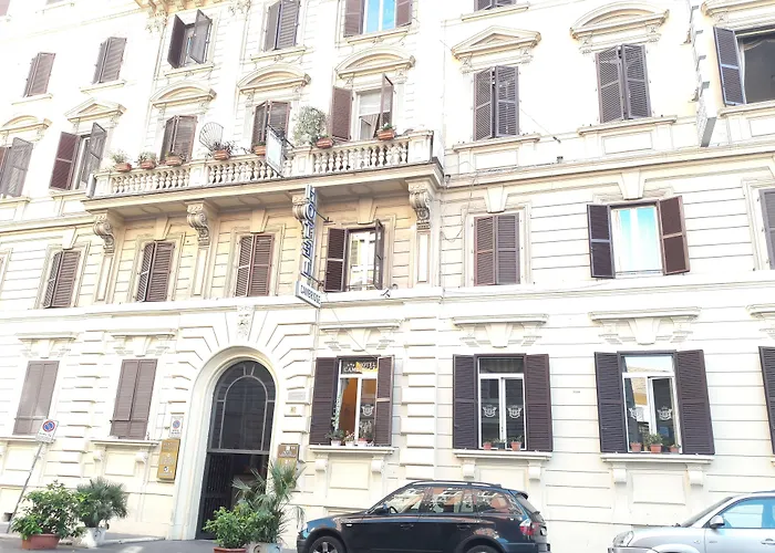 Aristotele