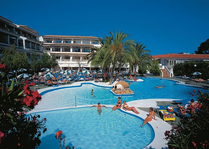 Hotel Beachclub Font De Sa Cala