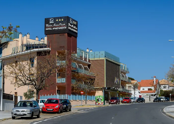 Hotel Apartamento Martín Alonso Pinzón