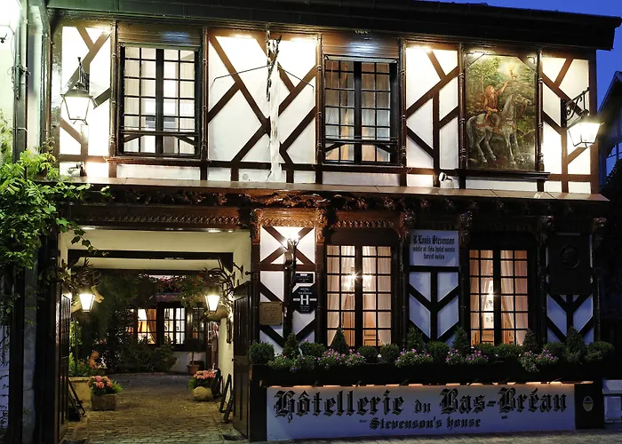 Hôtel de plage: Hôtellerie Du Bas-Bréau