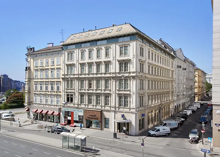 Living An Der Oper