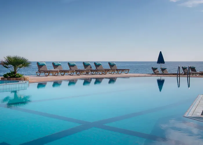 Pyrgos Beach Hotel Apartments