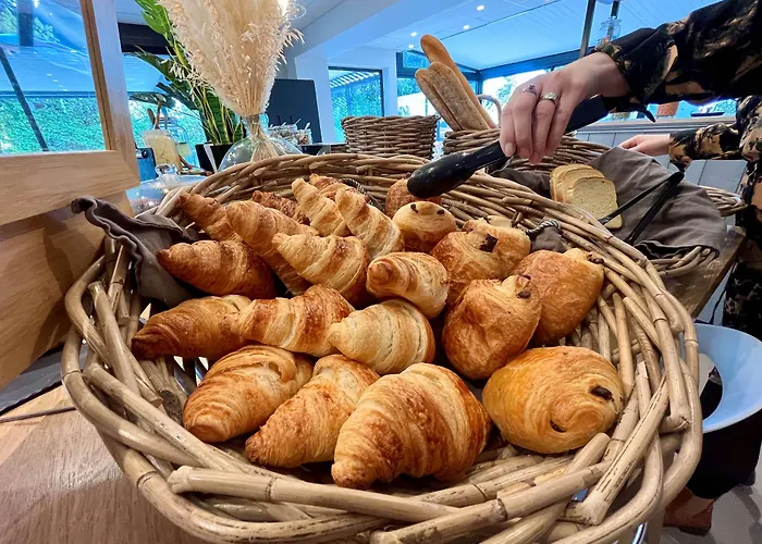 Campanile Carcassonne Est - La Cité