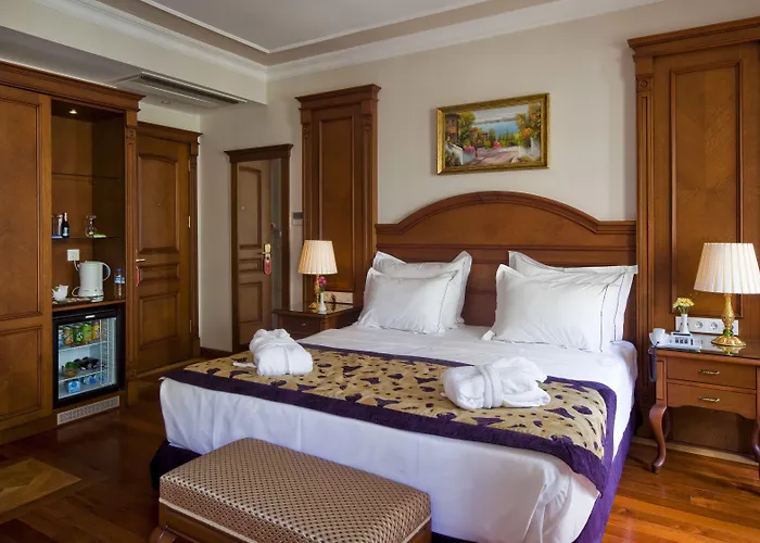 Glk Premier The Home Suites & Spa