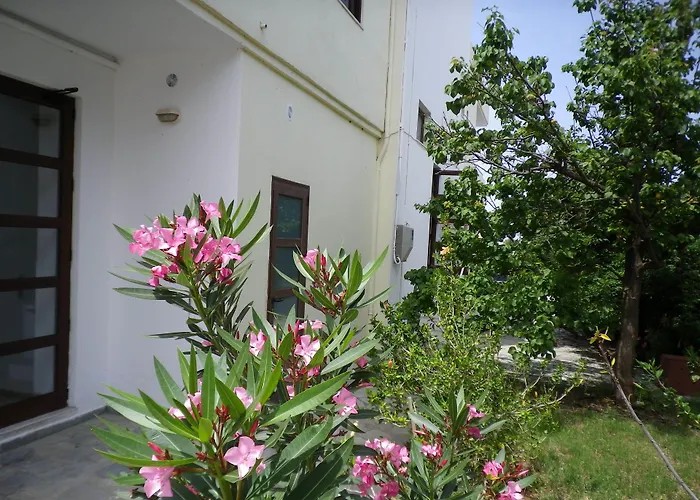 Mastorakis Hotel And Studios