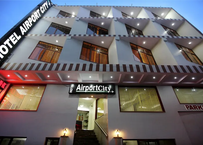 Hotel Airport City