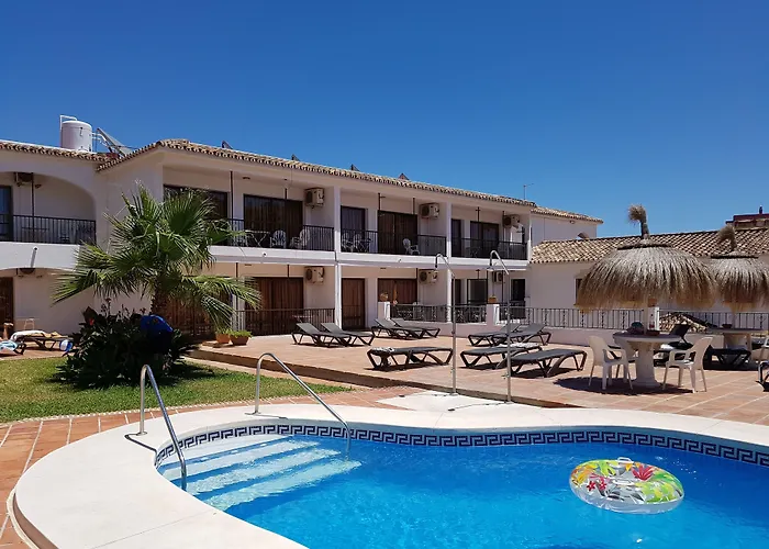 Hotel cerca del colegio: Apartamentos La Baranda