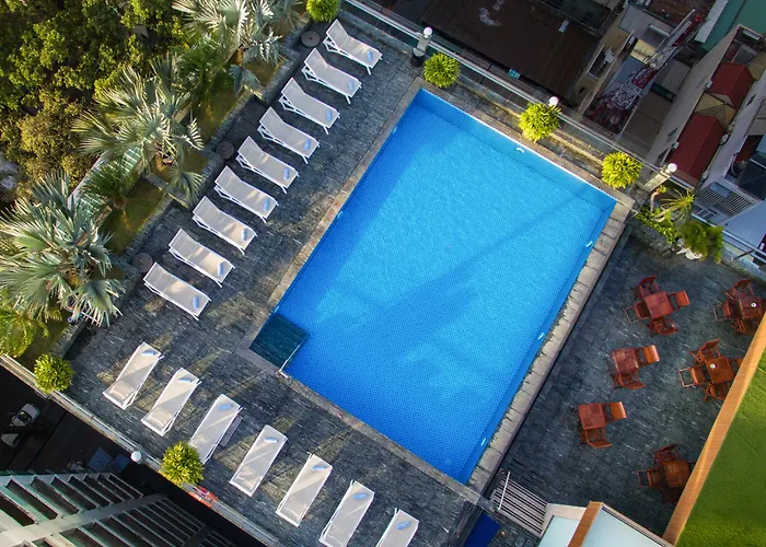 Eden Star Saigon Hotel