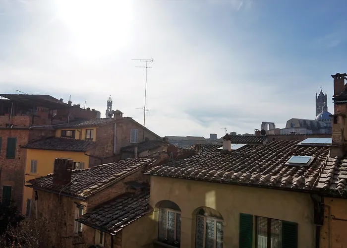Hotel vicino al College: B&B I Tetti di Siena