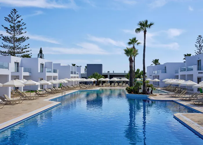 4 sterren hotel: Atlantica Panthea Resort