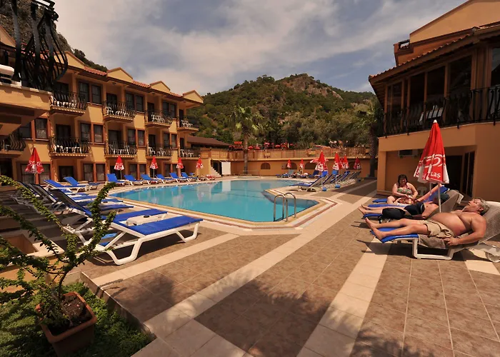 Resort: Belcehan Beach