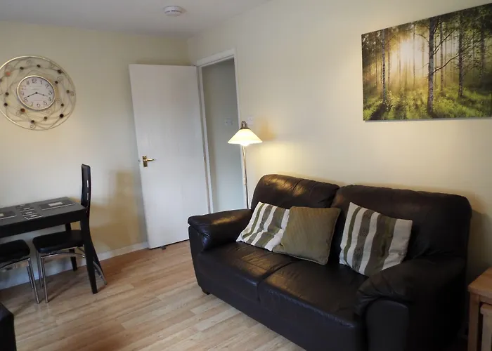 Edinburgh Palace Apartment