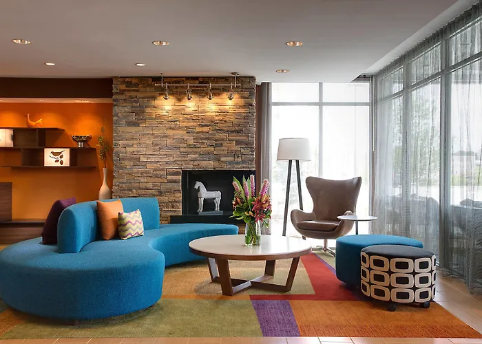 Fairfield Inn & Suites By Marriott Dallas West/I-30