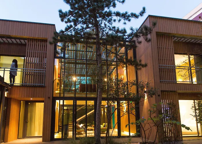 Hotel: Eden Lodge Paris