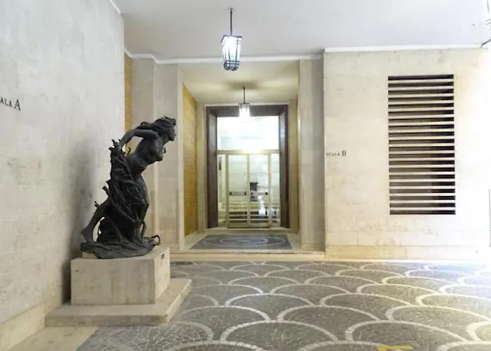 Spa Hotel: A Star Inn