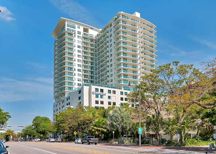 Hotel near College: Private Residences At Hotel Arya By Sofla Vacations