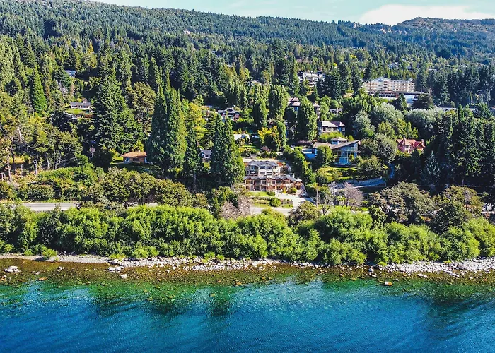 Bahia Paraiso Apart & Suites