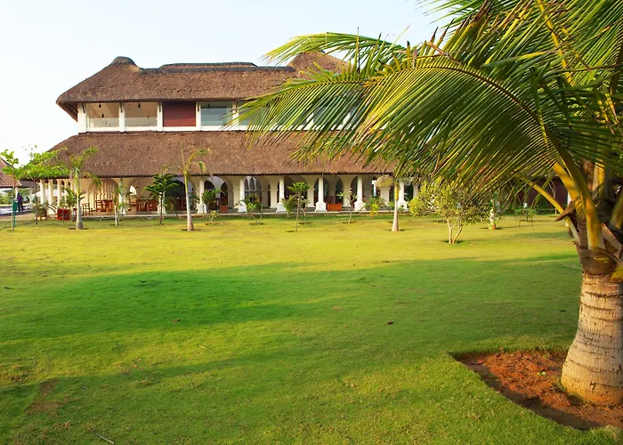 Golf hotels Le Pondy