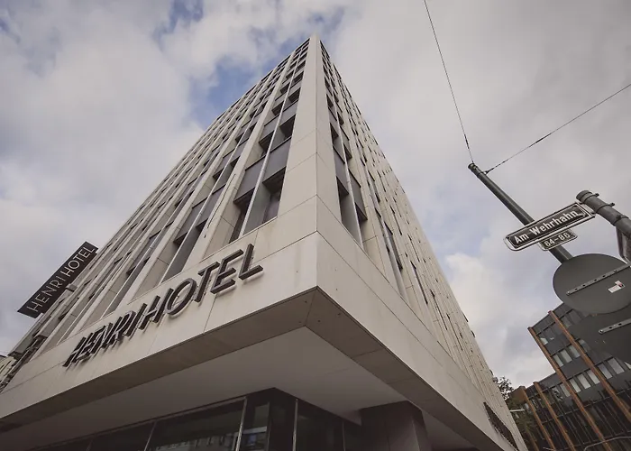  Henri Düsseldorf Downtown