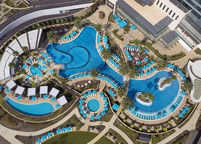 5 star hotels Crown Towers Perth