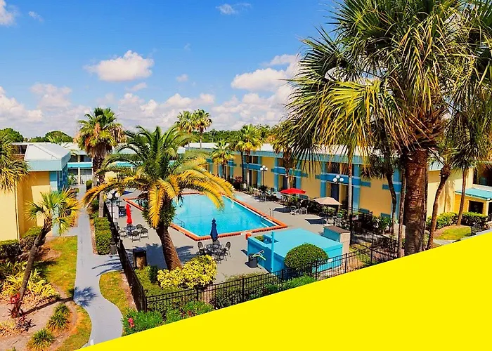 Hotel near College: Bposhtels Orlando Florida Mall