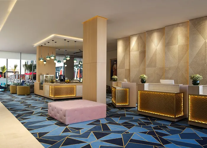 Maani Muscat Hotel & Suites