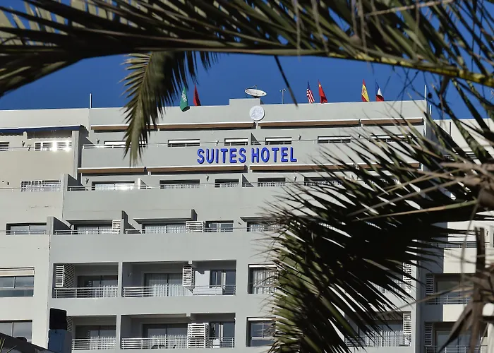 Hotel de 3 estrellas: Le Yacht Suites Hotel
