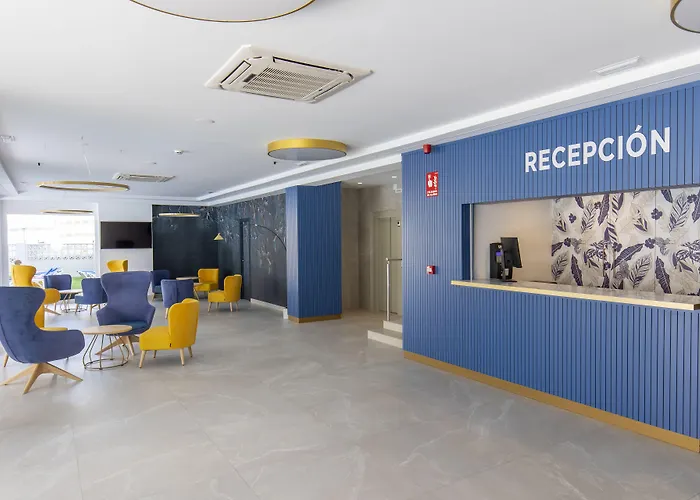 Lodge: Aparthotel Bcl Levante Beach