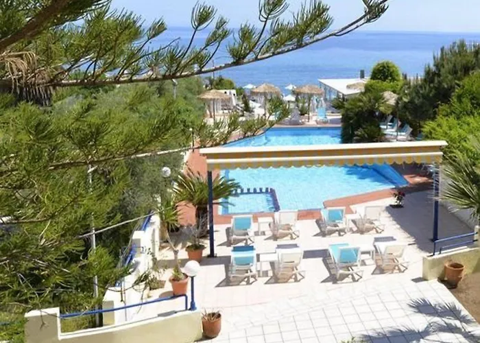 5-Sterne-Hotel: AKASHA Beach Hotel&Spa