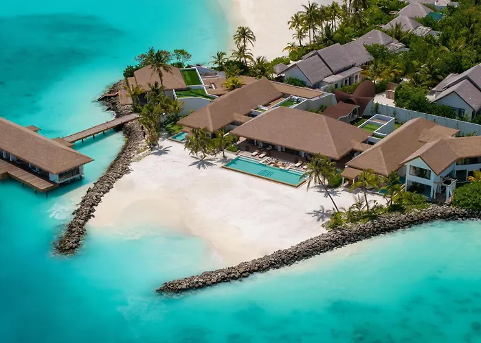 Hilton Maldives Amingiri Resort & Spa