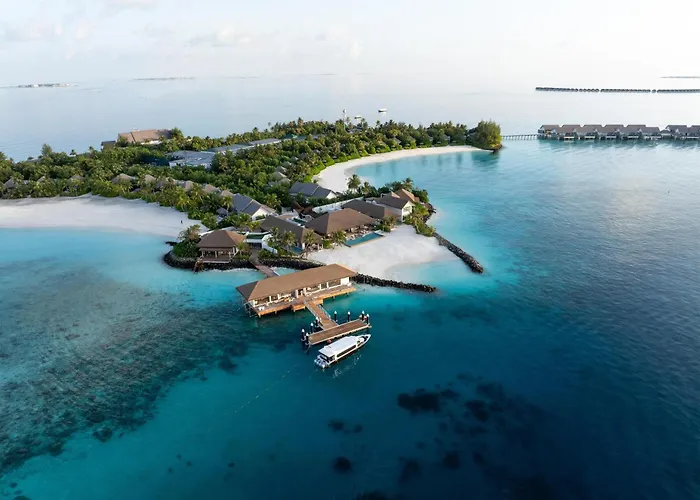 Hilton Maldives Amingiri Resort & Spa